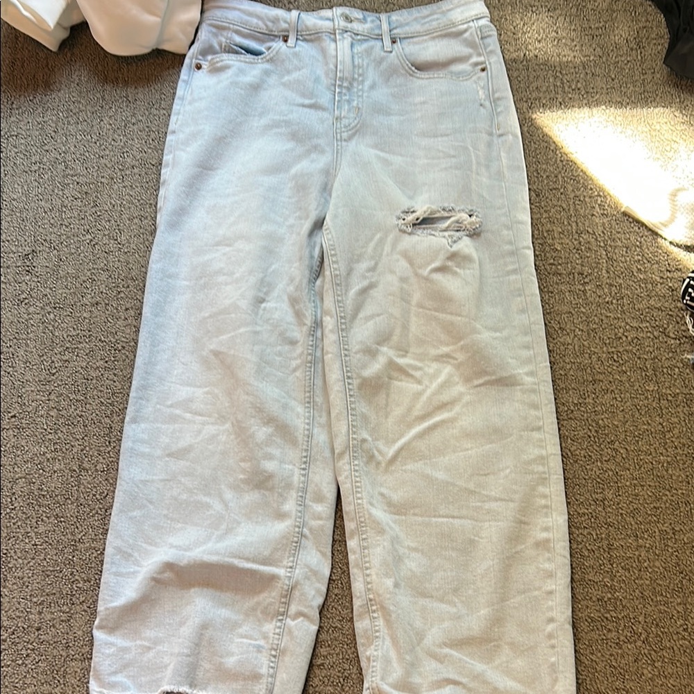 Light Blue Distressed Women's Jeans
